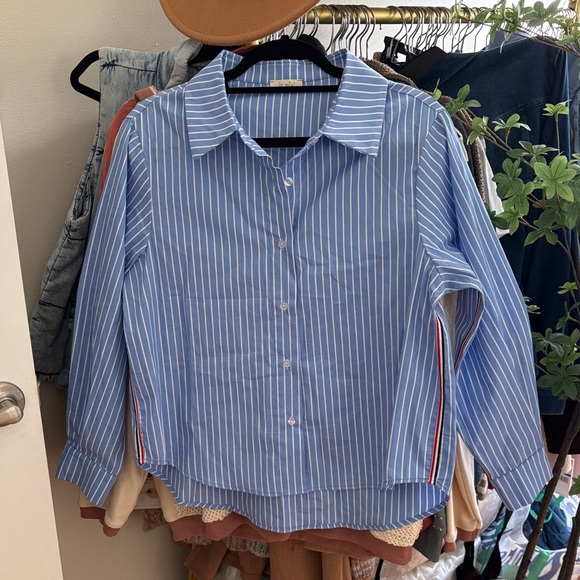 LA MIEL Blue and White Striped Button Down Shirt - Picture 2 of 5